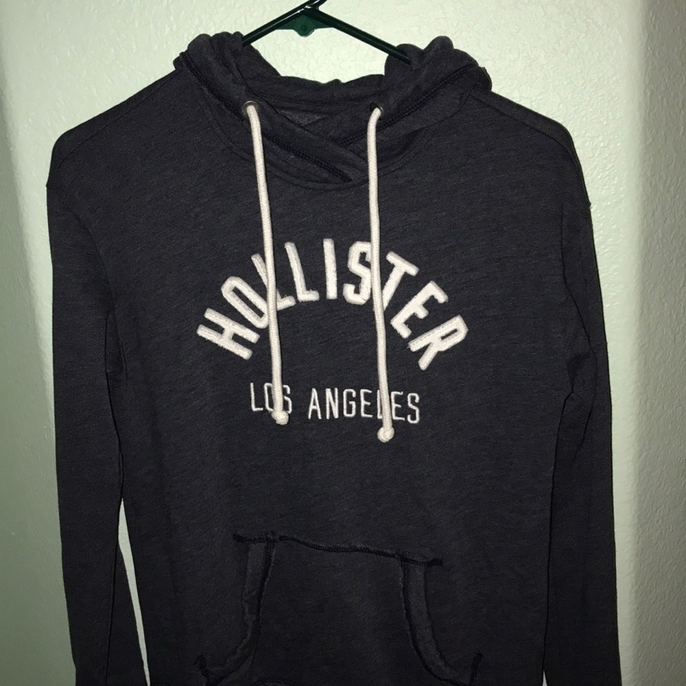 Women’s Hollister Sweatshirt